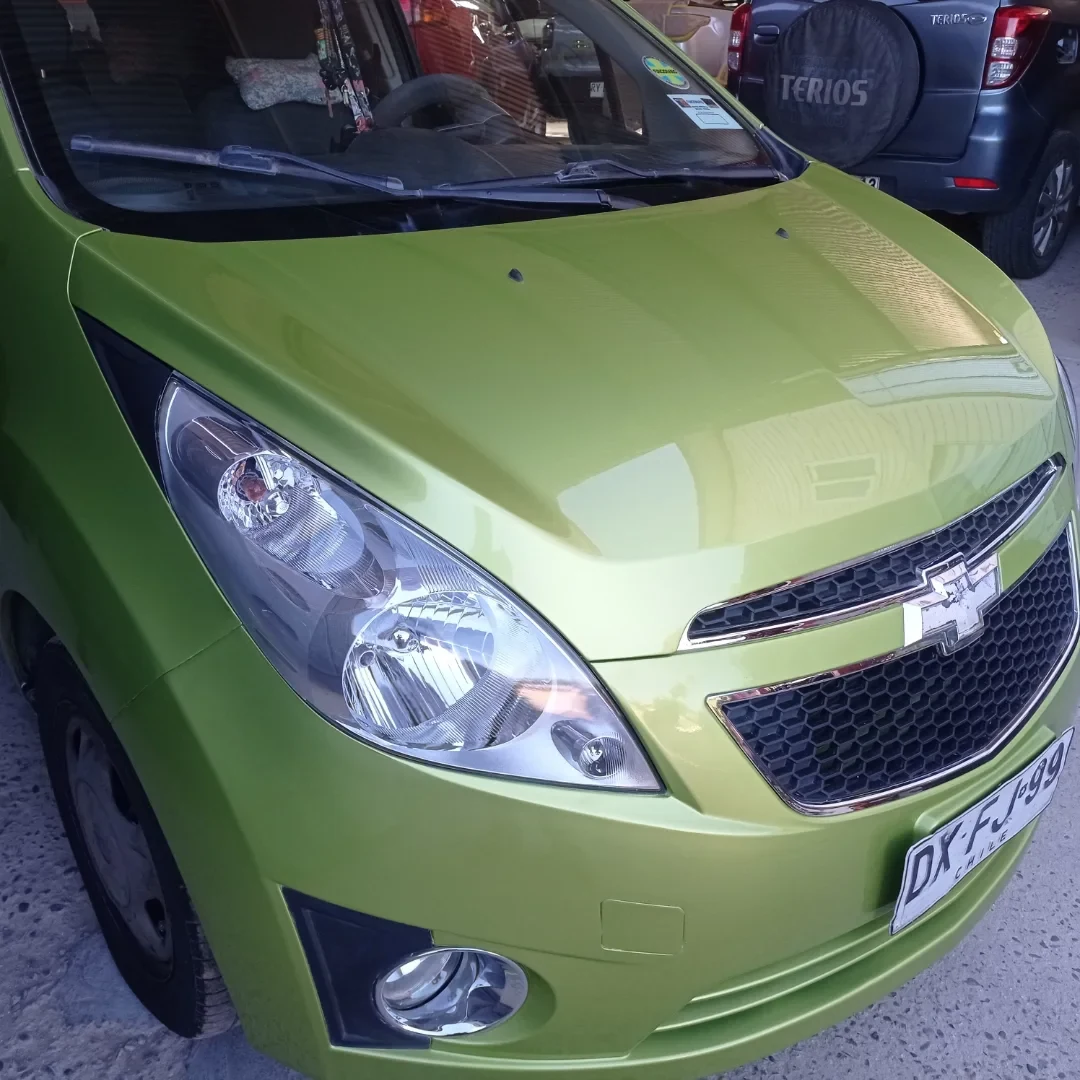Resultado final frontal de Chevrolet Spark verde